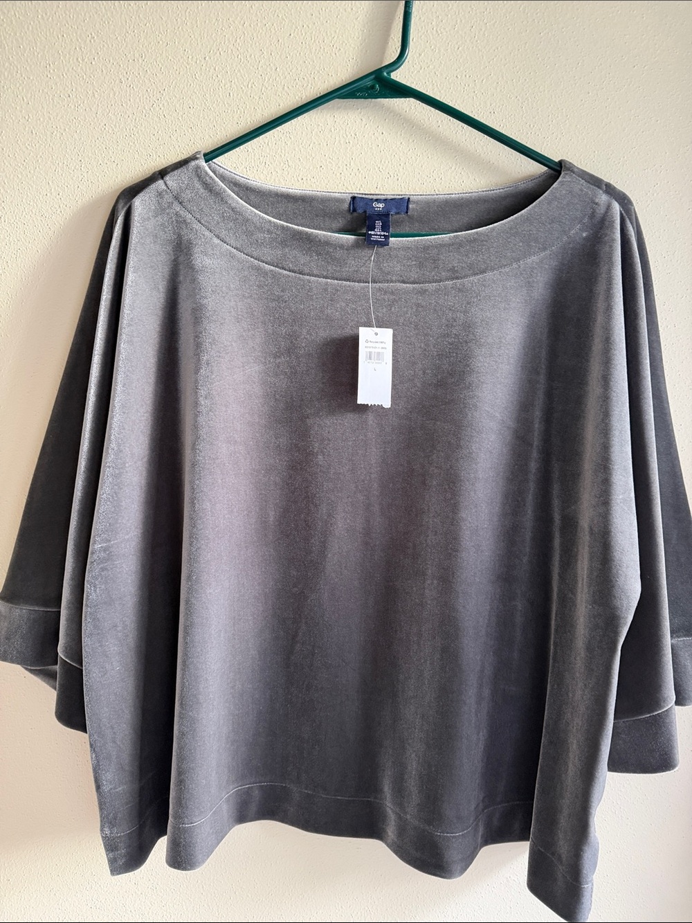 GAP Relaxed Velvet Three-Quarter Sleeve Top in Charcoal Gray